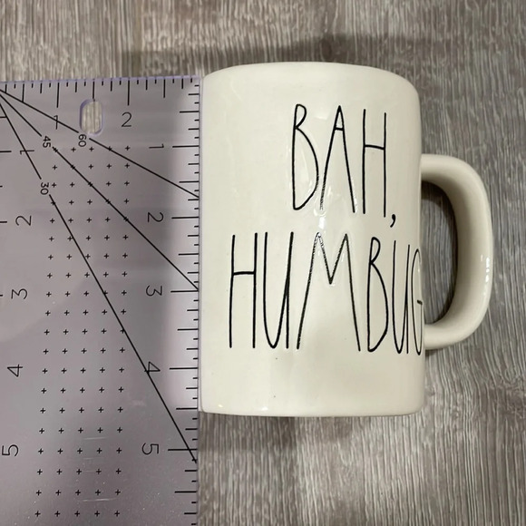 NWT Rae Dunn “BAH, HUMBUG!” Ceramic Coffee Tea Mug - Picture 5 of 5
